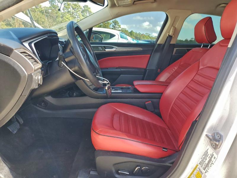 Photo 7 from auction – 2020 FORD FUSION with VIN 3FA6P0HD7LR255896