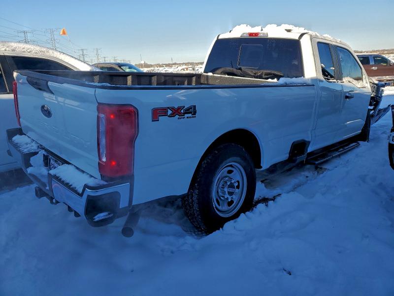 Photo 3 from auction – 2025 FORD F350 SUPER with VIN 1FT8X3BA8SEC20059