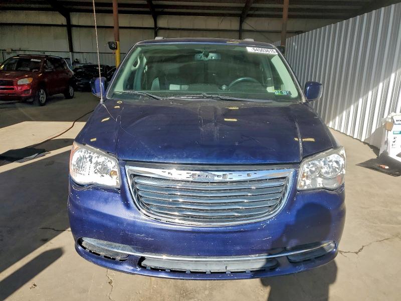 Photo 5 from auction – 2015 CHRYSLER TOWN & COU with VIN 2C4RC1BG6FR574065