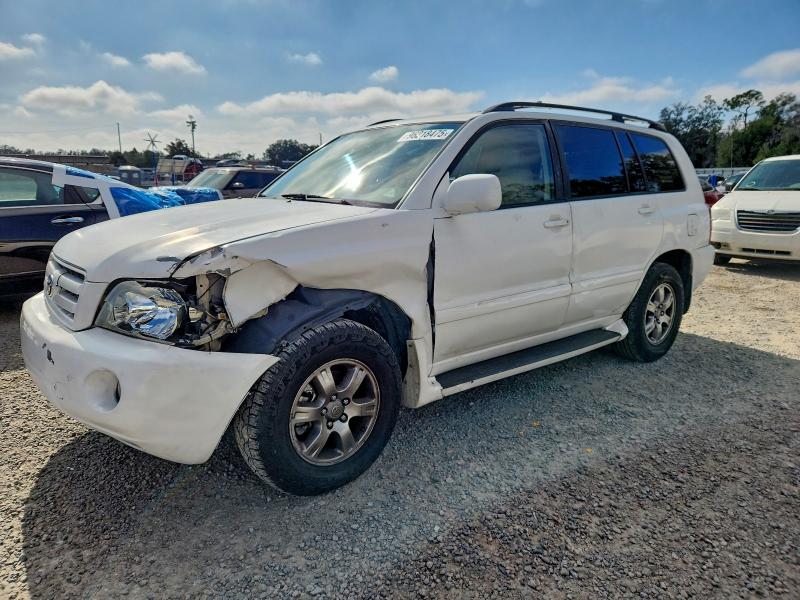 TOYOTA HIGHLANDER 2005 with VIN JTEEP21A650093789 - Photo from auction