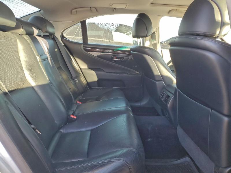 Photo 10 from auction – 2014 LEXUS LS 460 with VIN JTHBL5EF8E5131082