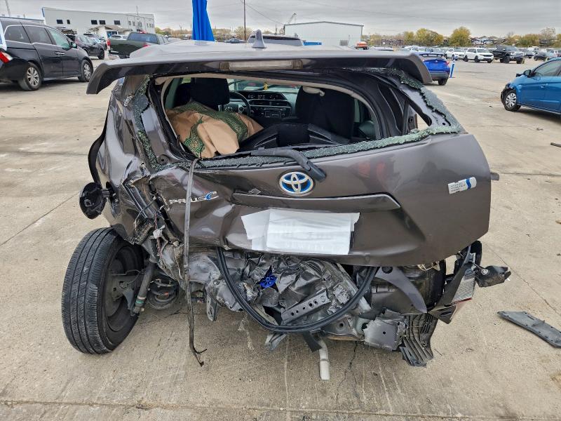 Photo 6 from auction – 2015 TOYOTA PRIUS C with VIN JTDKDTB3XF1114709