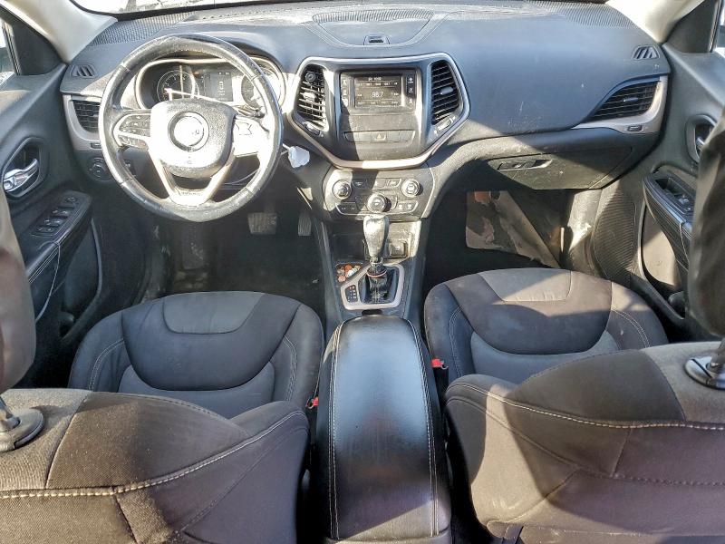Photo 8 from auction – 2014 JEEP CHEROKEE L with VIN 1C4PJLCB7EW225577