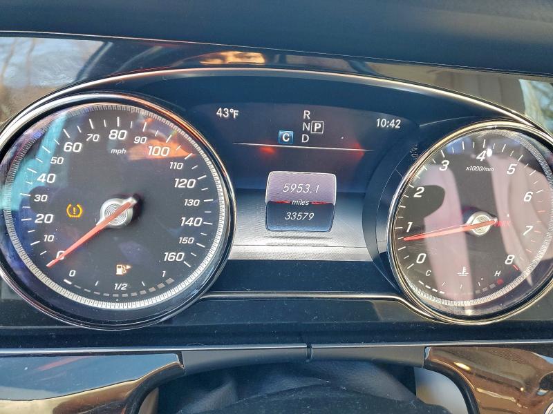 Photo 9 from auction – 2017 MERCEDES-BENZ E 300 with VIN WDDZF4JB7HA140507