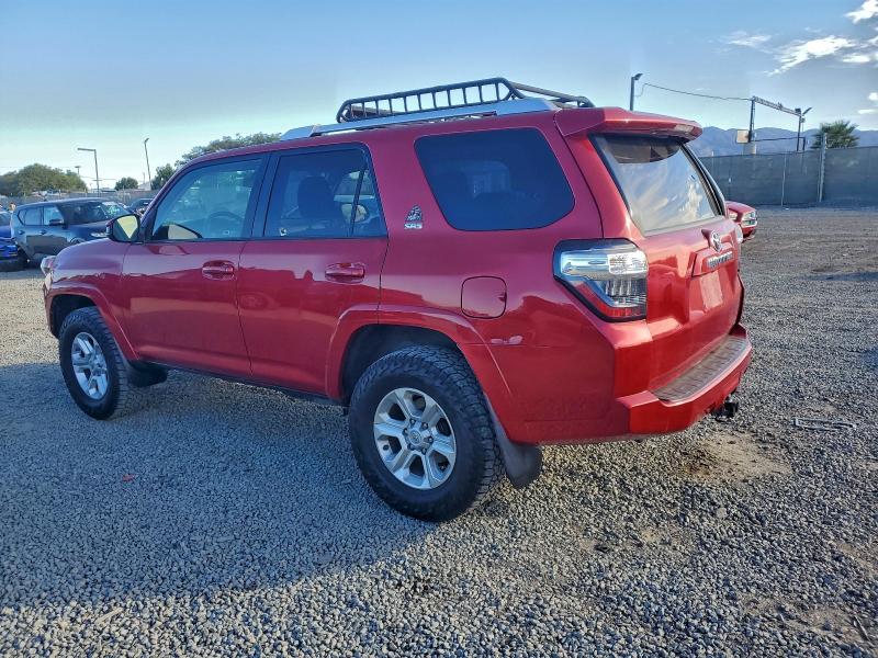 Photo 2 from auction – 2015 TOYOTA 4RUNNER SR with VIN JTEBU5JR4F5213306
