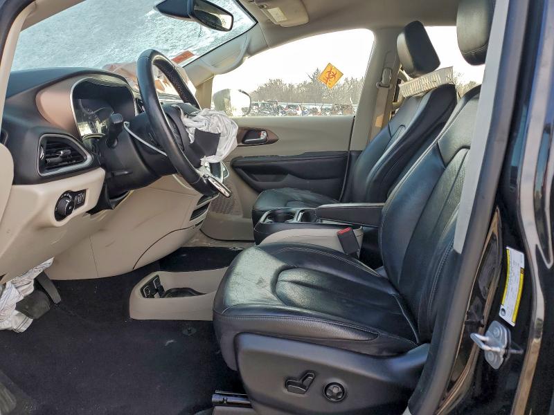 Photo 7 from auction – 2019 CHRYSLER PACIFICA with VIN 2C4RC1BG3KR721405