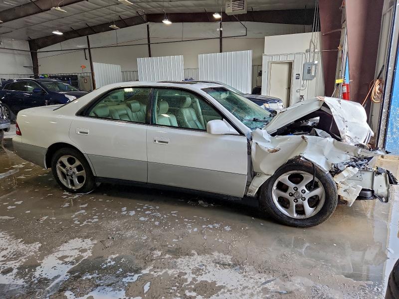 Photo 4 from auction – 2001 LEXUS ES 300 with VIN JT8BF28G115106626