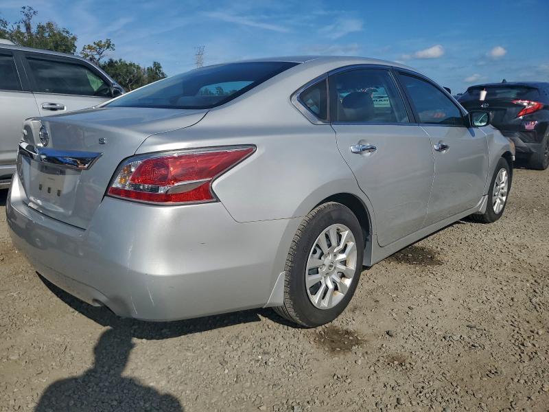 Photo 3 from auction – 2015 NISSAN ALTIMA 2.5 with VIN 1N4AL3AP7FC453358