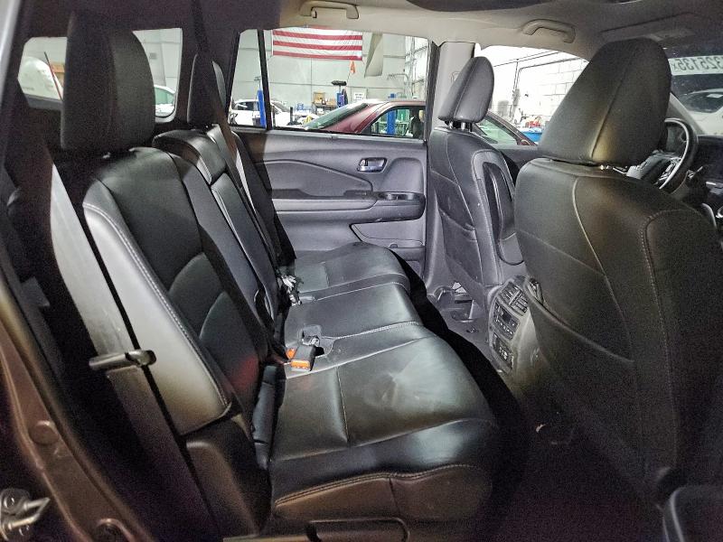 Photo 11 from auction – 2021 HONDA PILOT with VIN 5FNYF6H93MB040278