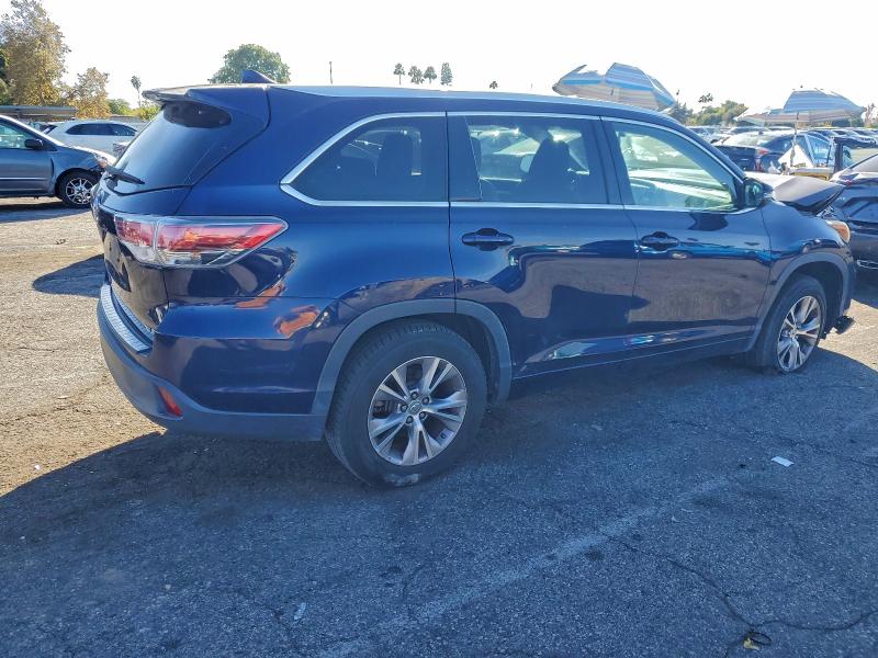 Photo 3 from auction – 2015 TOYOTA HIGHLANDER with VIN 5TDKKRFH0FS080281