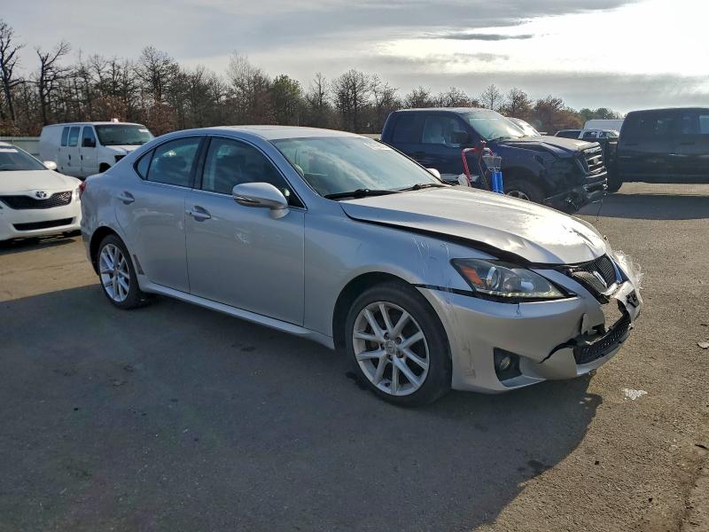 Photo 4 from auction – 2011 LEXUS IS 250 with VIN JTHCF5C2XB2034913