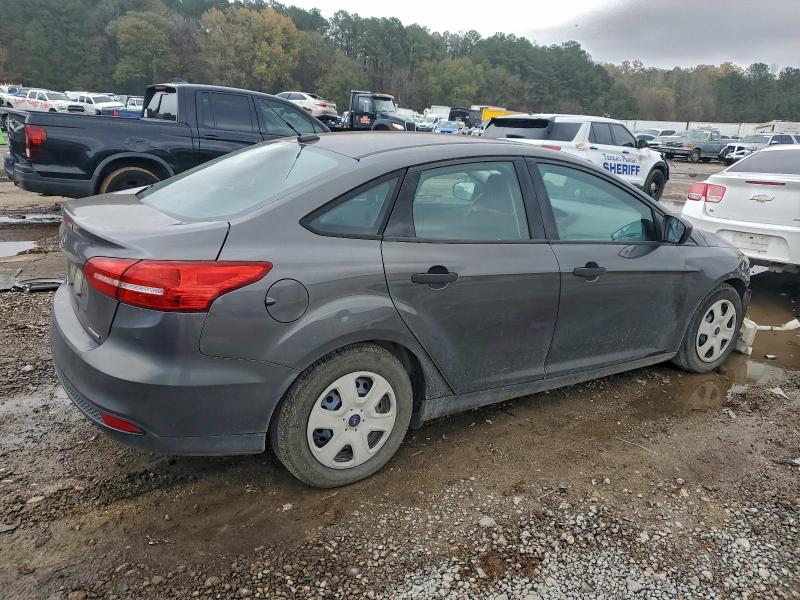 Photo 3 from auction – 2016 FORD FOCUS S with VIN 1FADP3E28GL266471