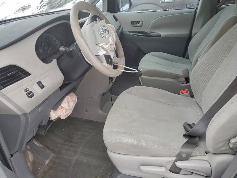 Photo 7 from auction – 2011 TOYOTA SIENNA with VIN 5TDZK3DC3BS144147