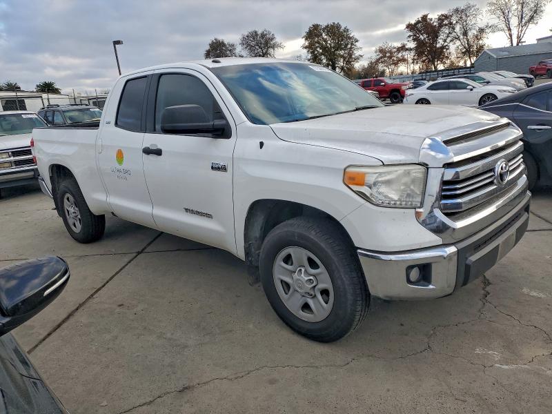 Photo 4 from auction – 2017 TOYOTA TUNDRA with VIN 5TFRY5F19HX217045