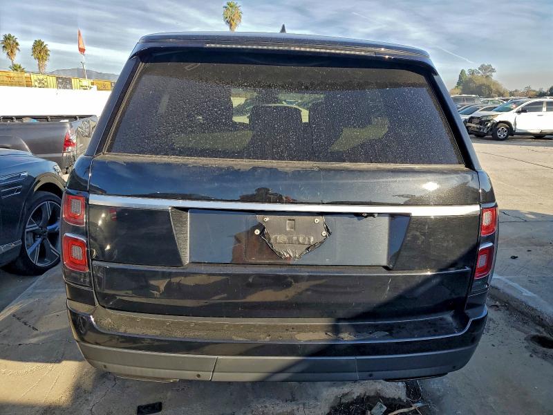 Photo 6 from auction – 2018 LAND ROVER RANGE ROVE with VIN SALGS2RE4JA501352