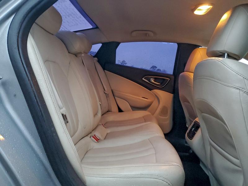 Photo 10 from auction – 2015 CHRYSLER 200 C with VIN 1C3CCCCG2FN517301