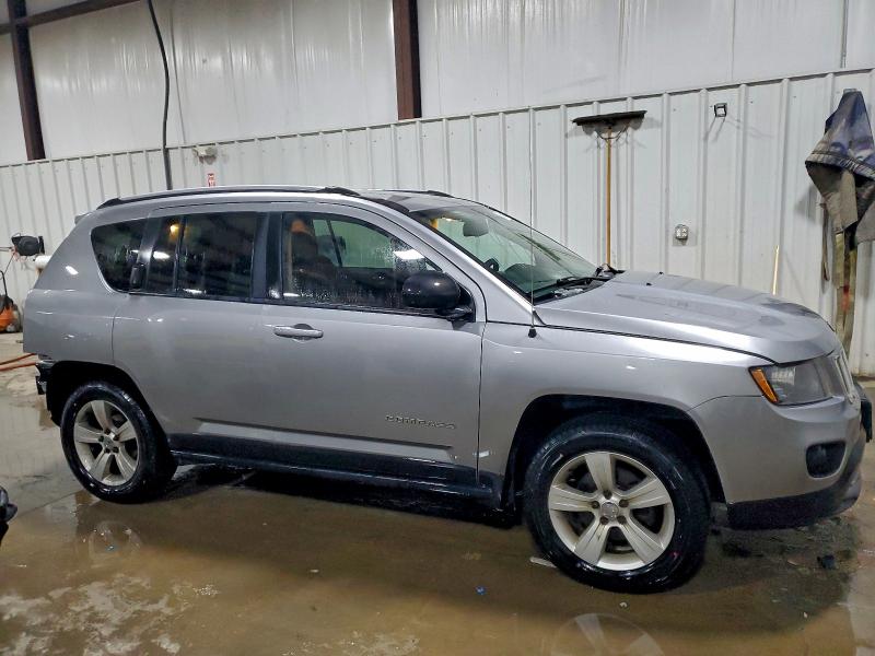 Photo 4 from auction – 2016 JEEP COMPASS SP with VIN 1C4NJDBB5GD718641