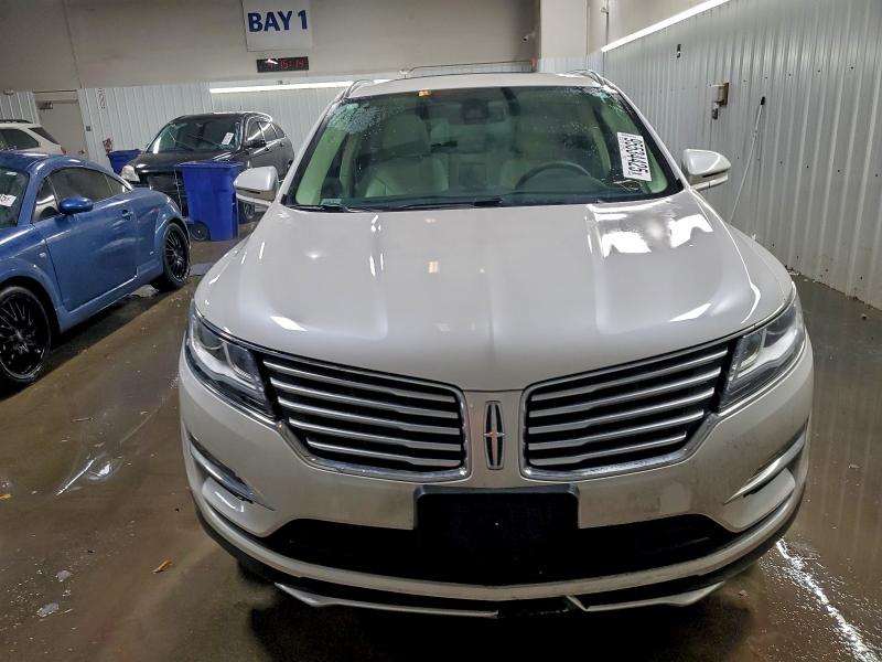 Photo 5 from auction – 2015 LINCOLN MKC with VIN 5LMCJ2A91FUJ07443