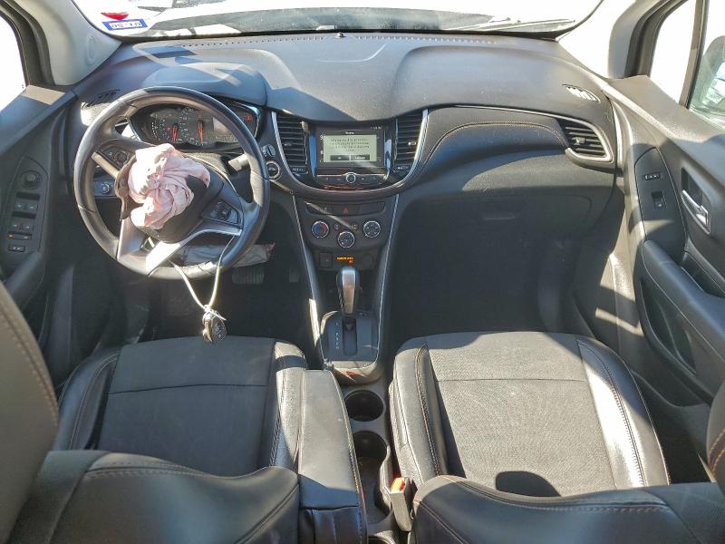 Photo 8 from auction – 2017 CHEVROLET TRAX with VIN 3GNCJLSB2HL266782