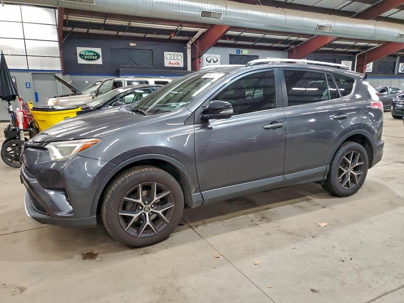 TOYOTA RAV4 SE 2016 with VIN JTMJFREV6GJ080632 - Photo from auction