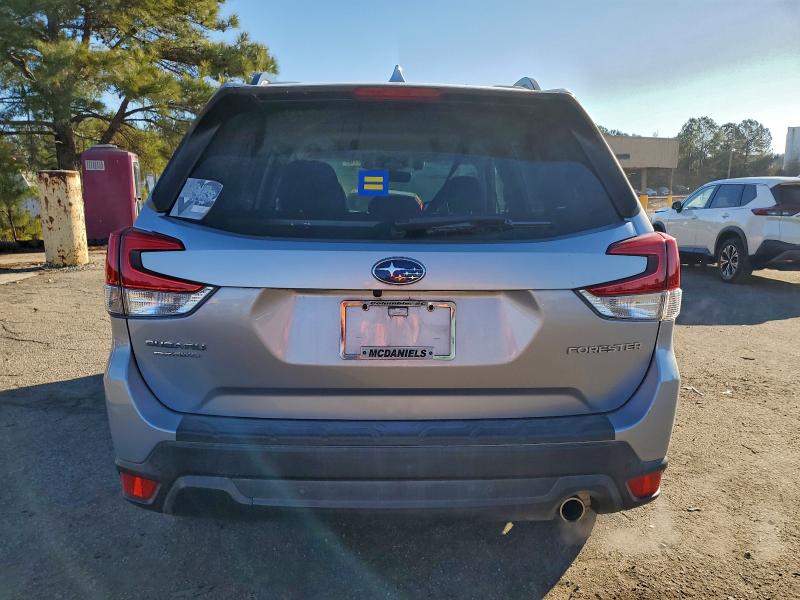 Photo 6 from auction – 2021 SUBARU FORESTER L with VIN JF2SKAUC4MH525200