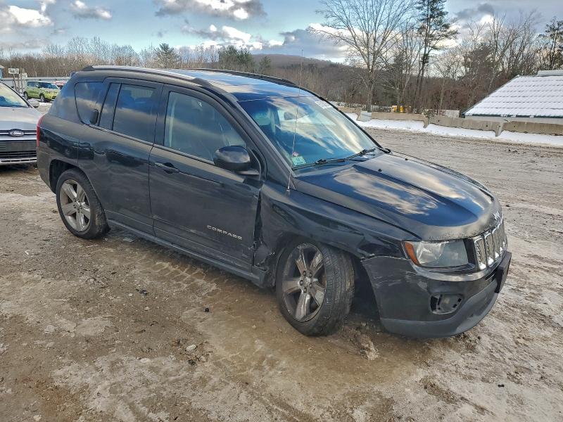 Photo 4 from auction – 2014 JEEP COMPASS LA with VIN 1C4NJDEB1ED616472