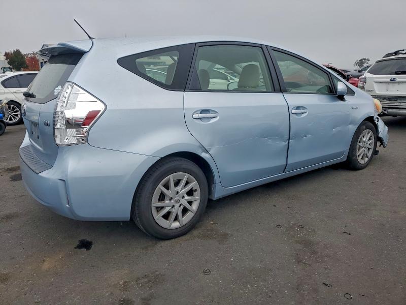 Photo 3 from auction – 2012 TOYOTA PRIUS V with VIN JTDZN3EU1C3053329
