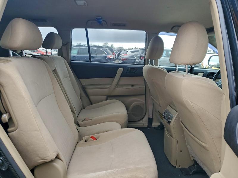 Photo 11 from auction – 2012 TOYOTA HIGHLANDER with VIN 5TDZA3EH3CS028669