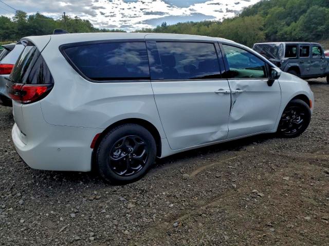 Photo 3 from auction – 2023 CHRYSLER PACIFICA H with VIN 2C4RC1L77PR609289