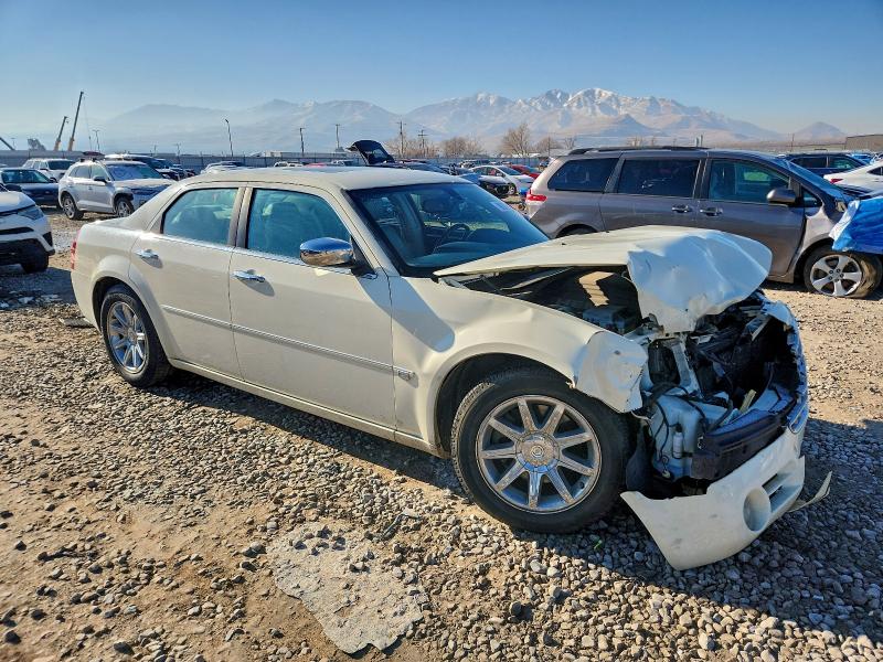 Photo 4 from auction – 2006 CHRYSLER 300C with VIN 2C3LA63H16H518173