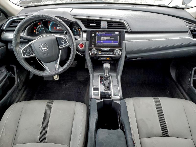 Photo 8 from auction – 2017 HONDA CIVIC EX with VIN 2HGFC2F71HH560474