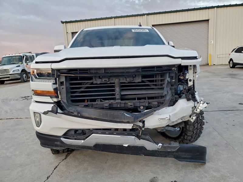 Photo 5 from auction – 2017 CHEVROLET SILVERADO with VIN 3GCUKREC4HG518204
