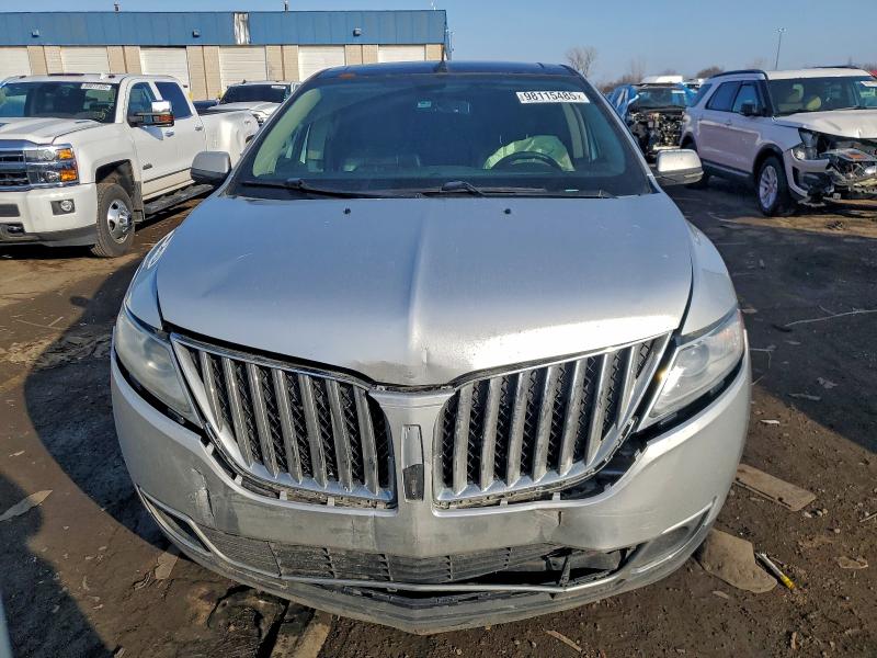 Photo 5 from auction – 2012 LINCOLN MKX with VIN 2LMDJ8JK9CBL00667
