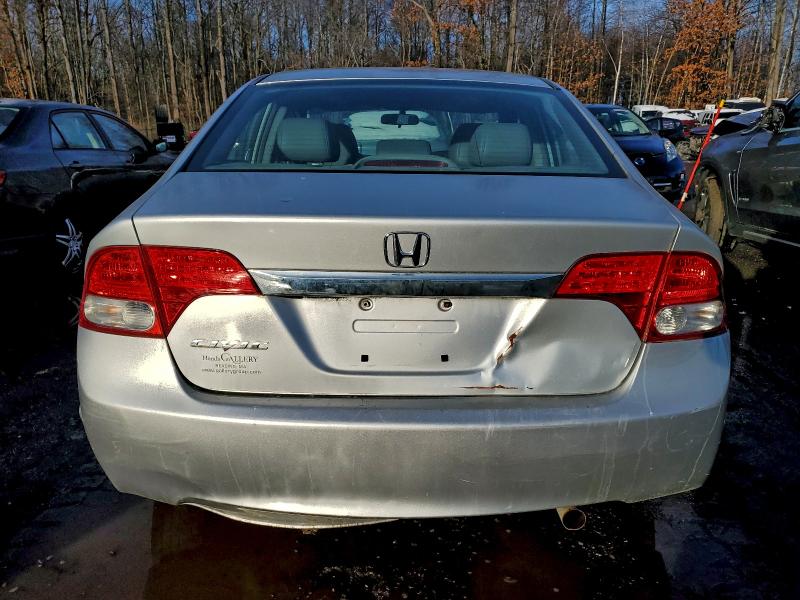 Photo 6 from auction – 2011 HONDA CIVIC EXL with VIN 2HGFA1F95BH531228
