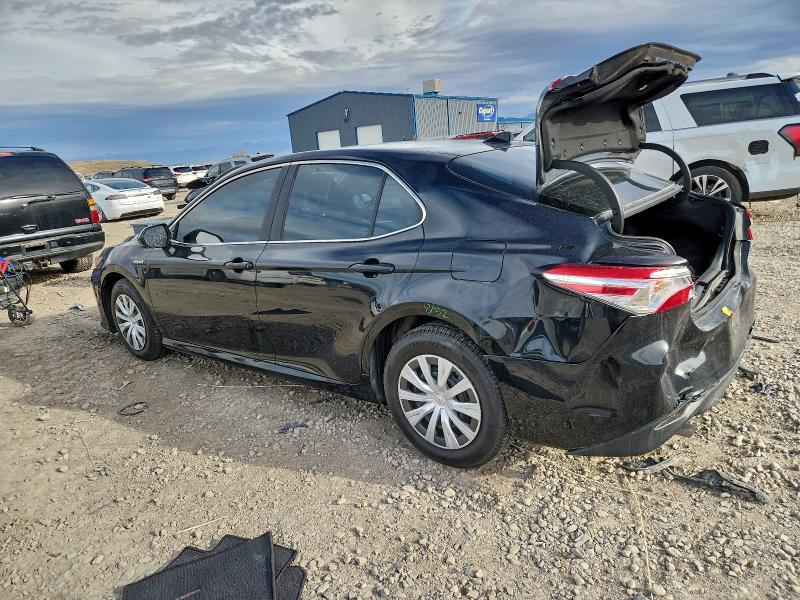 Photo 2 from auction – 2020 TOYOTA CAMRY LE with VIN 4T1C31AK5LU539118