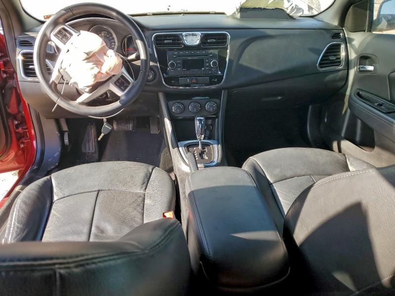 Photo 8 from auction – 2014 CHRYSLER 200 TOURIN with VIN 1C3CCBBG1EN178332