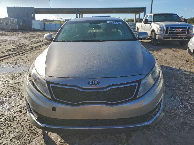 Photo 5 from auction – 2013 KIA OPTIMA HYB with VIN KNAGM4AD3D5045046