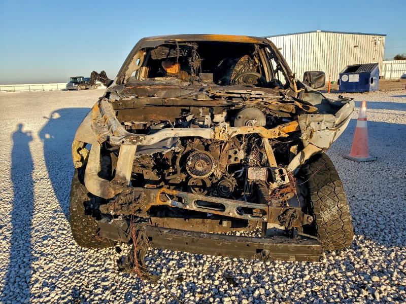 Photo 5 from auction – 2016 RAM 1500 with VIN 1C6RR6FT3GS405504