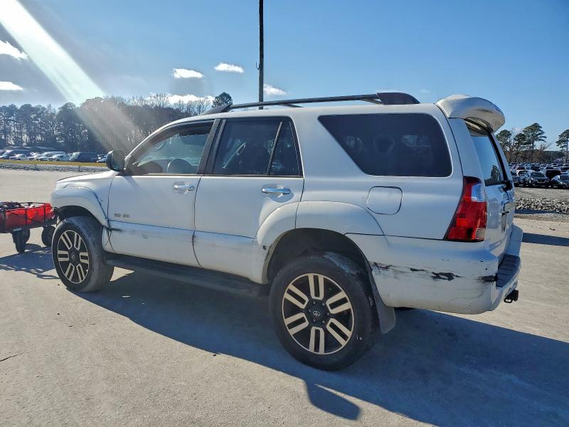 Photo 2 from auction – 2006 TOYOTA 4RUNNER SR with VIN JTEBU14R460098207