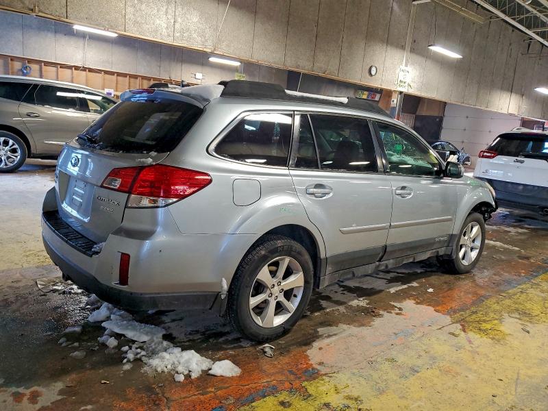Photo 3 from auction – 2013 SUBARU OUTBACK 2. with VIN 4S4BRBKC1D3255371