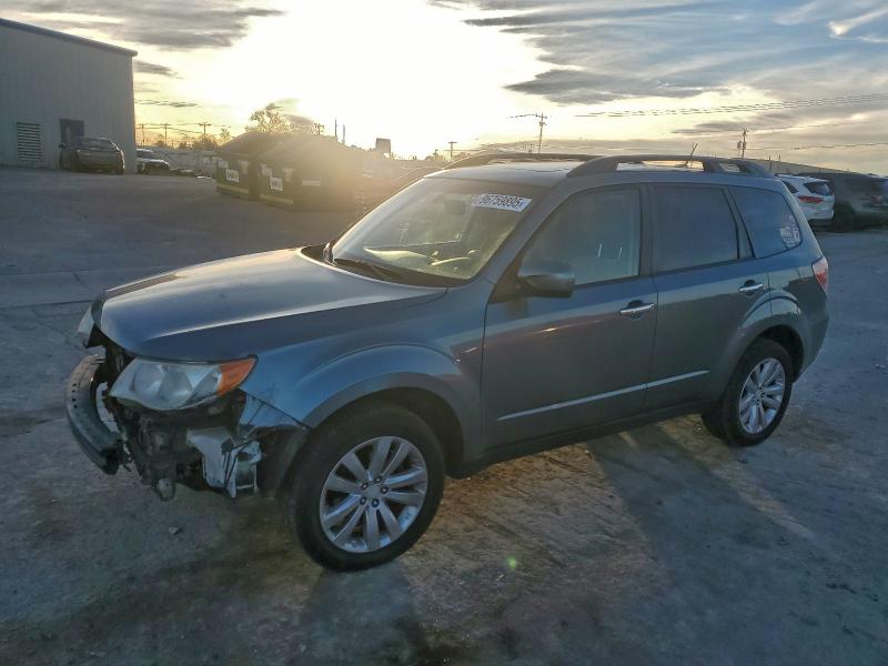 SUBARU FORESTER 2 2011 with VIN JF2SHBCC2BH728203 - Photo from auction