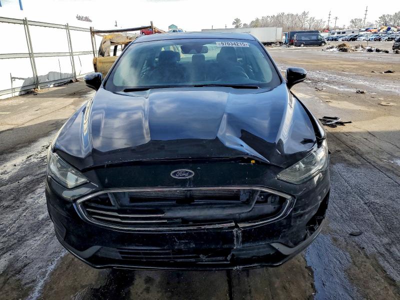 Photo 5 from auction – 2019 FORD FUSION SE with VIN 3FA6P0T90KR252811