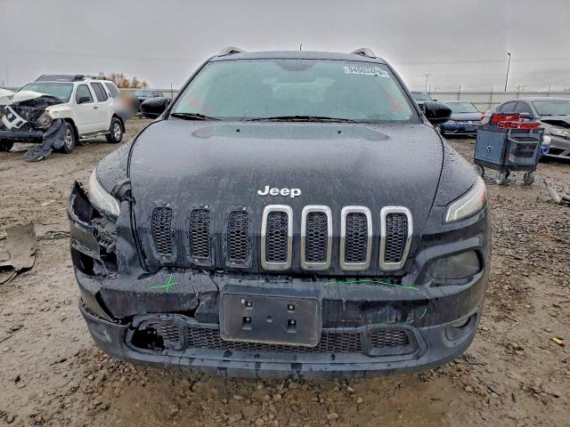 Photo 5 from auction – 2017 JEEP CHEROKEE L with VIN 1C4PJMCB3HD230457