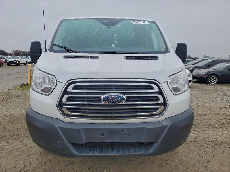 Photo 5 from auction – 2018 FORD TRANSIT T- with VIN 1FTYR1ZM9JKA59140