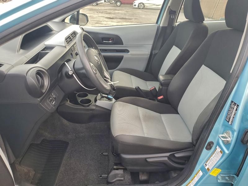 Photo 7 from auction – 2012 TOYOTA PRIUS C with VIN JTDKDTB39C1018582