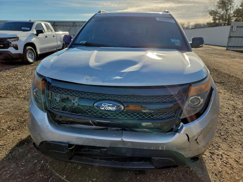Photo 5 from auction – 2014 FORD EXPLORER S with VIN 1FM5K8GT0EGB76684