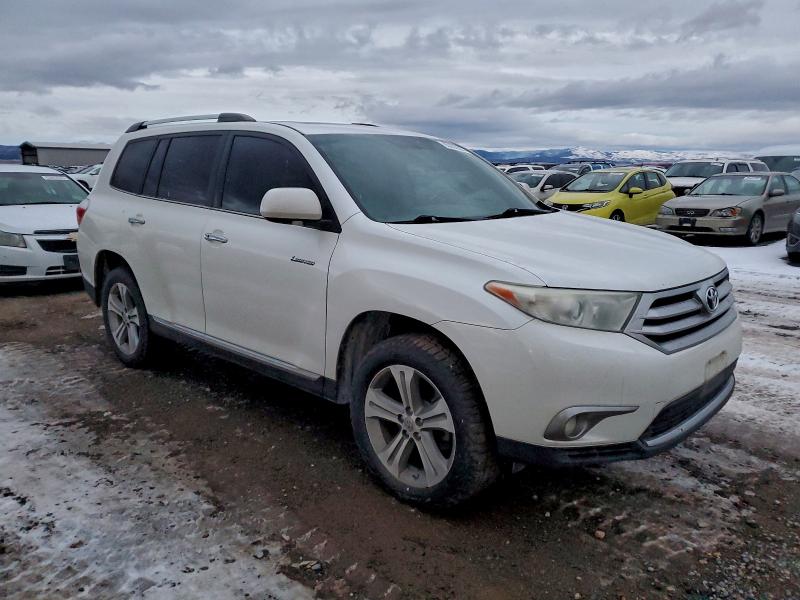 Photo 4 from auction – 2013 TOYOTA HIGHLANDER with VIN 5TDDK3EH6DS206020