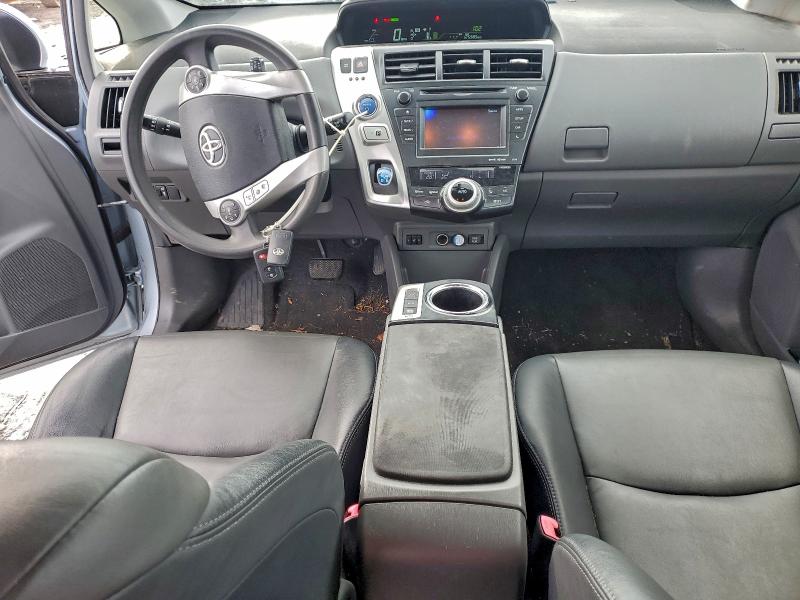 Photo 8 from auction – 2012 TOYOTA PRIUS V with VIN JTDZN3EU1C3122598
