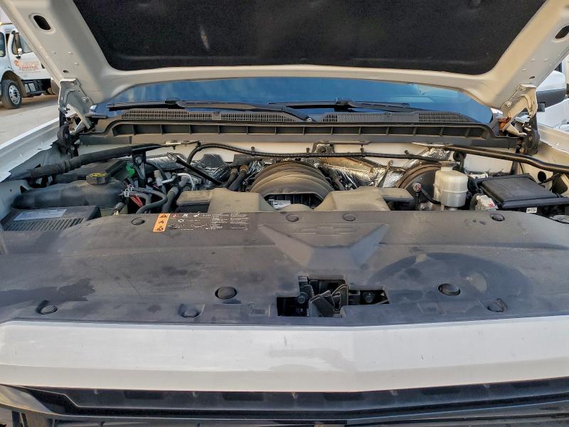 Photo 11 from auction – 2017 CHEVROLET SILVERADO with VIN 3GCUKREC4HG518204