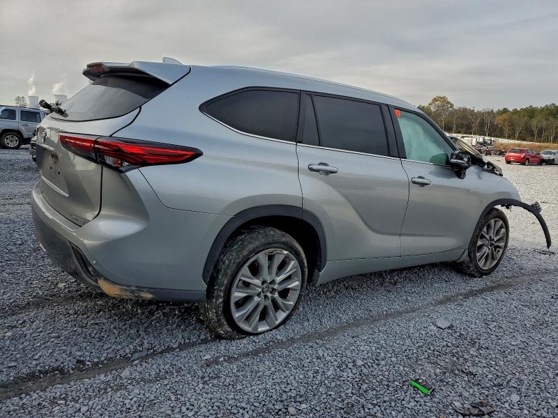 صورة رقم 3 من المزاد - 2021 TOYOTA HIGHLANDER مع VIN 5TDYZRAH5MS084482